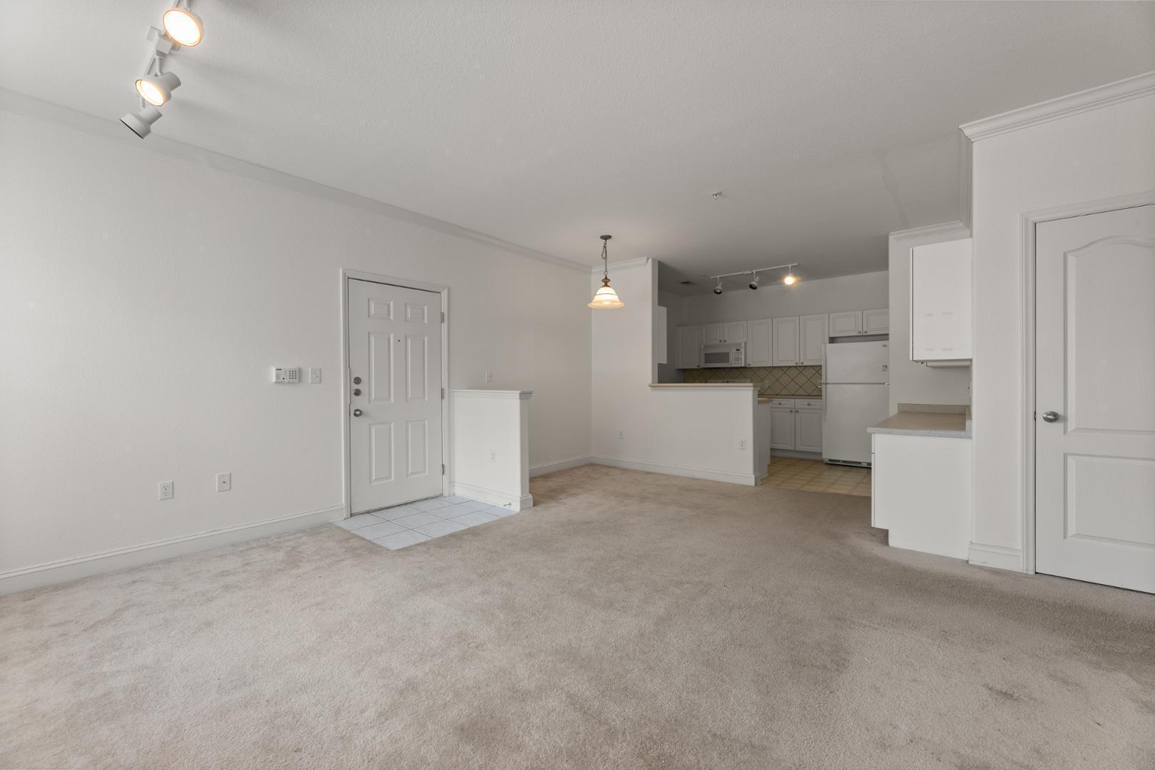1922 Parkside Village Drive