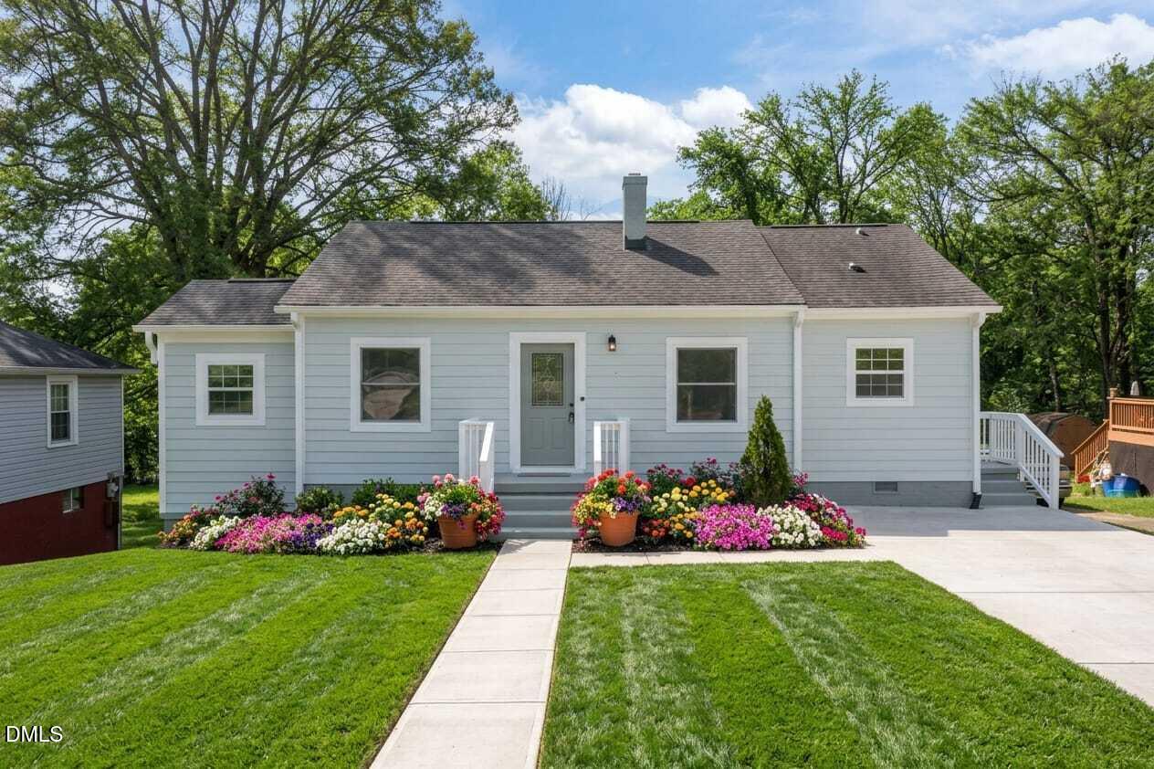 408 W Gilbreath Street