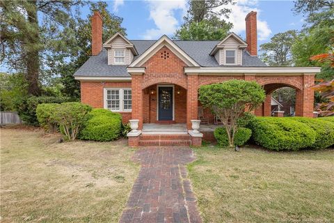 Photo of 209 E 18th Street, Lumberton, NC 28358 (MLS # LP758516)