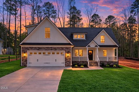 Photo of 136 Nakoma Drive, Louisburg, NC 27549 (MLS # 10152803)