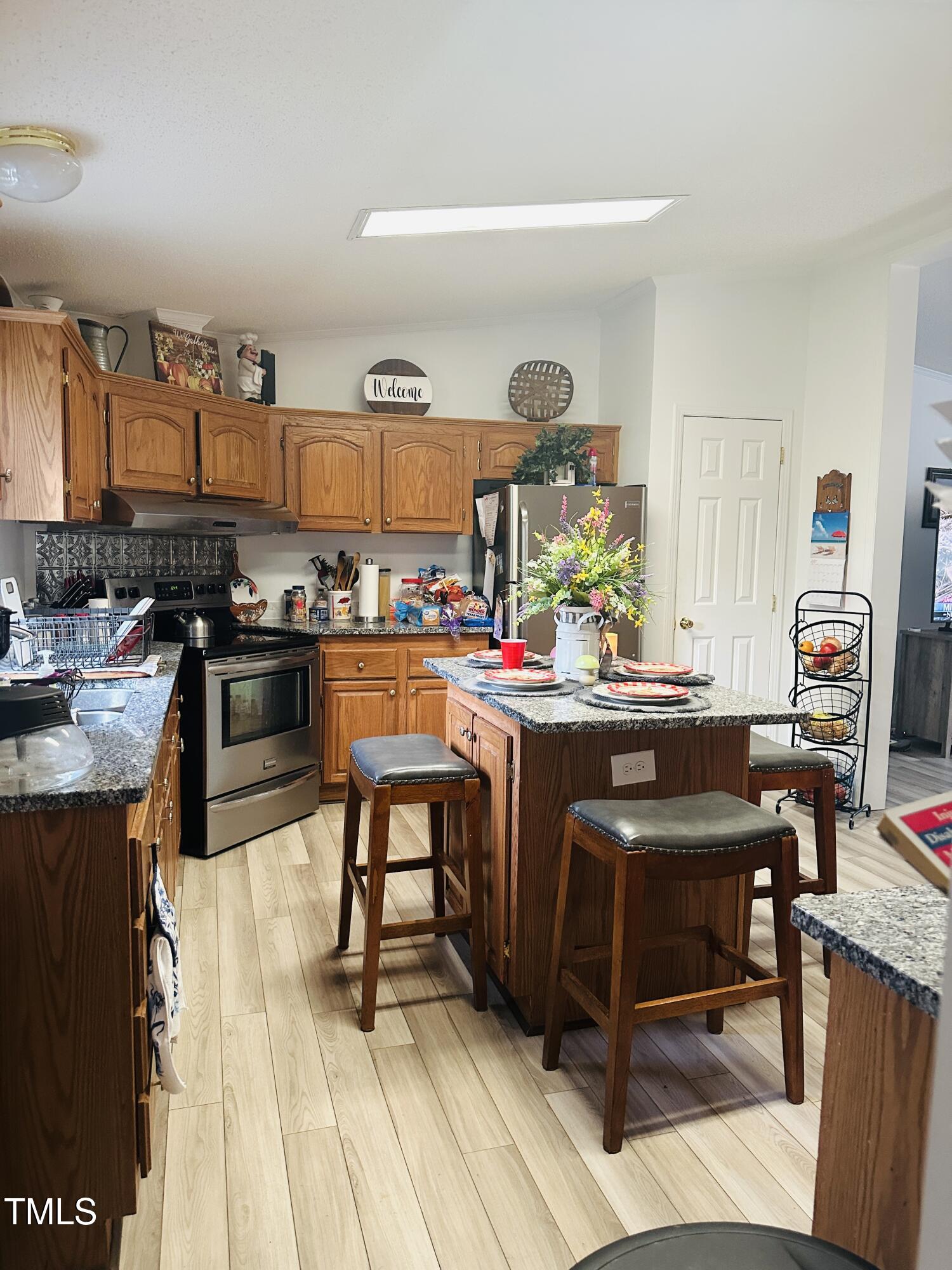 1002 Dennys Store Road