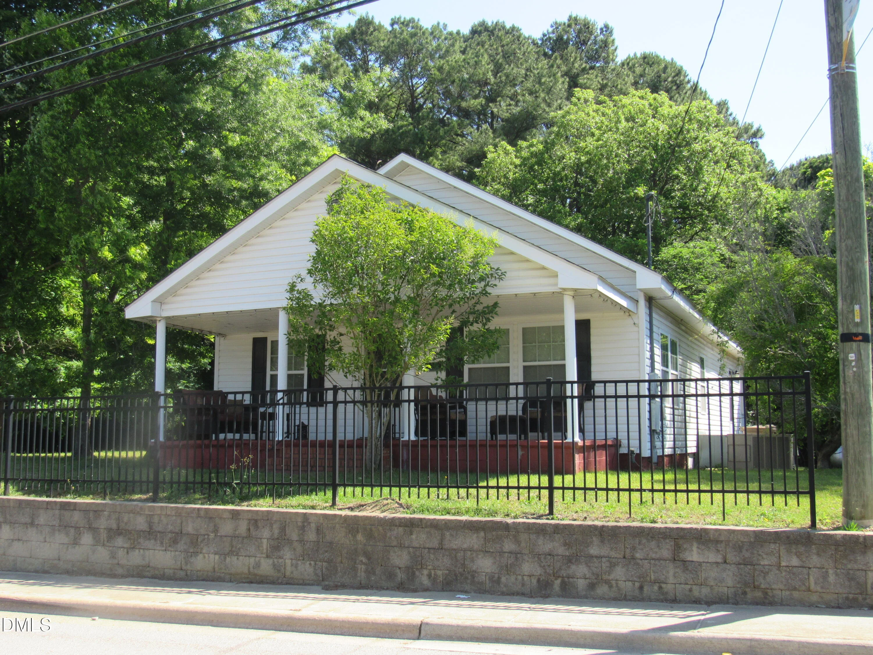 546 E Front Street