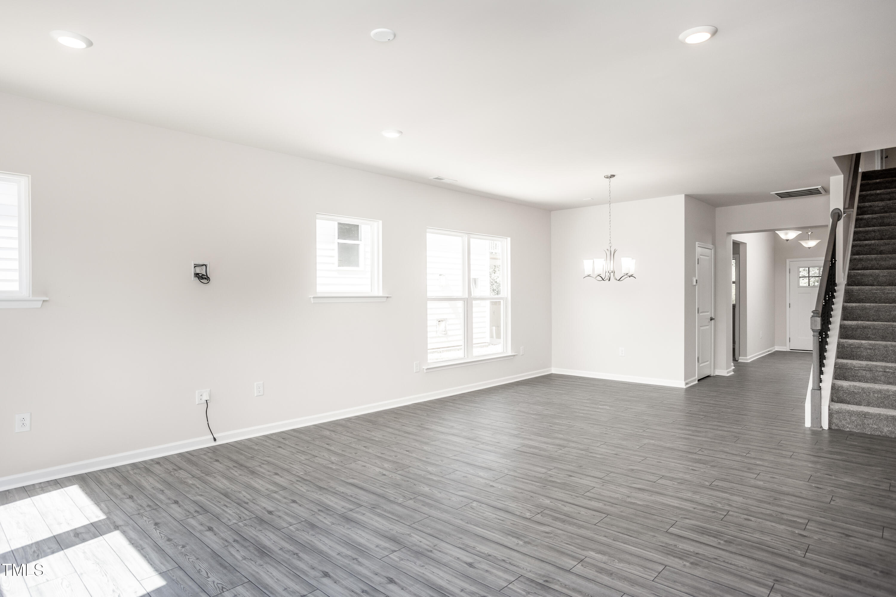 2905 Horse Rein Place