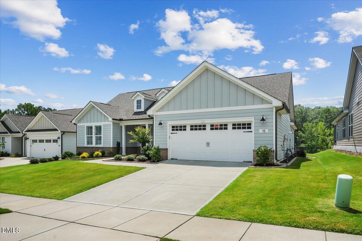 15 Whirlaway Street