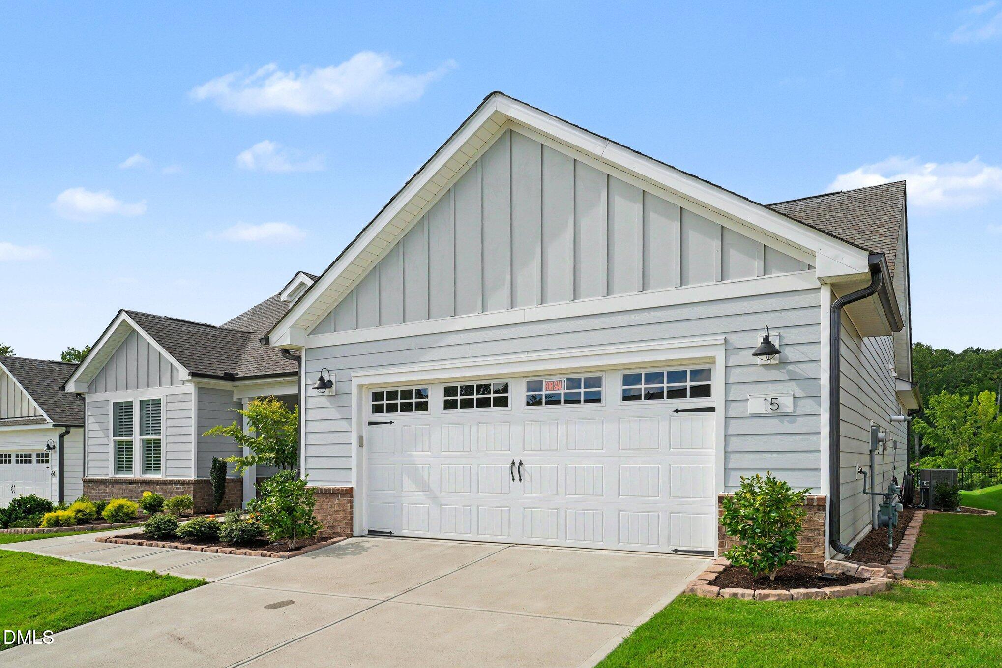 15 Whirlaway Street