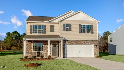 Single Family Residence in West End NC 3007 Platinum Circle.jpg