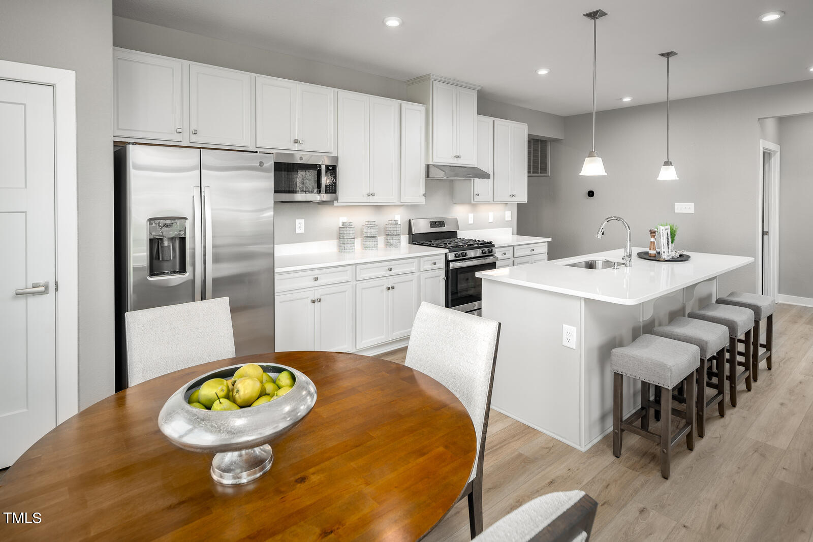 1988 Glen Hollow Drive