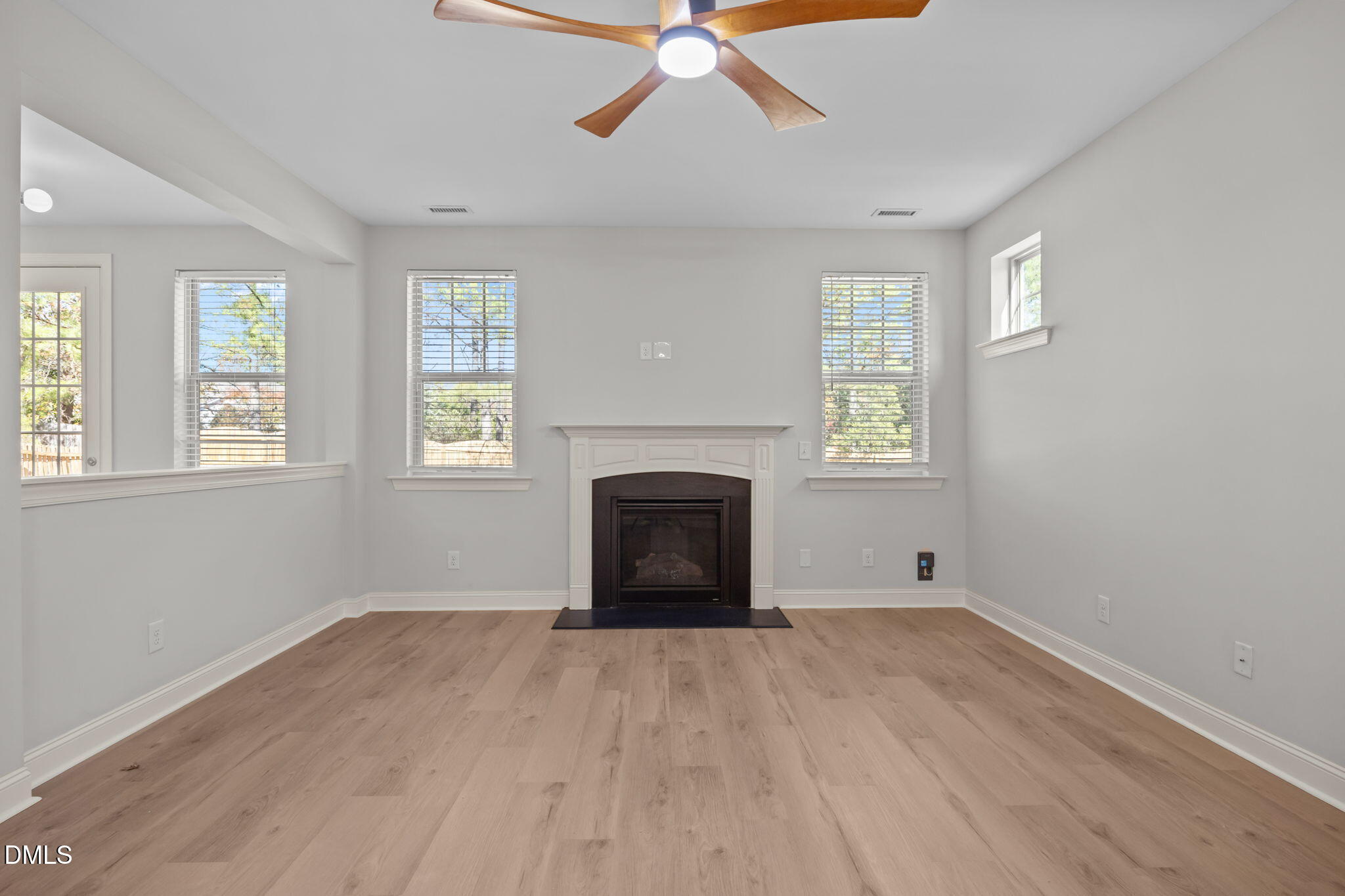 1116 Shasta Daisy Drive