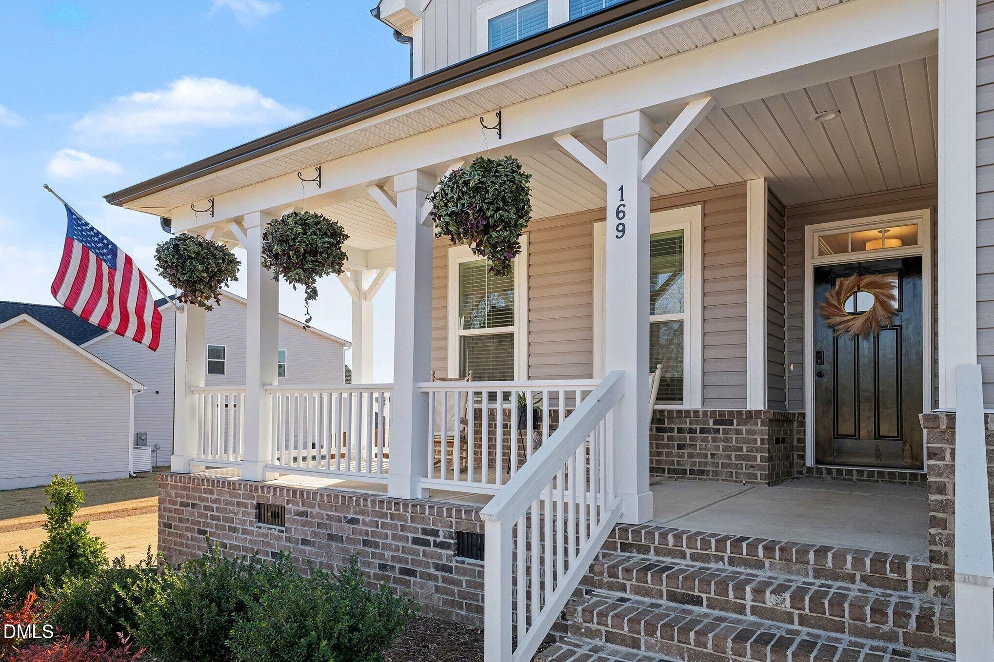 169 Grading Stick Court