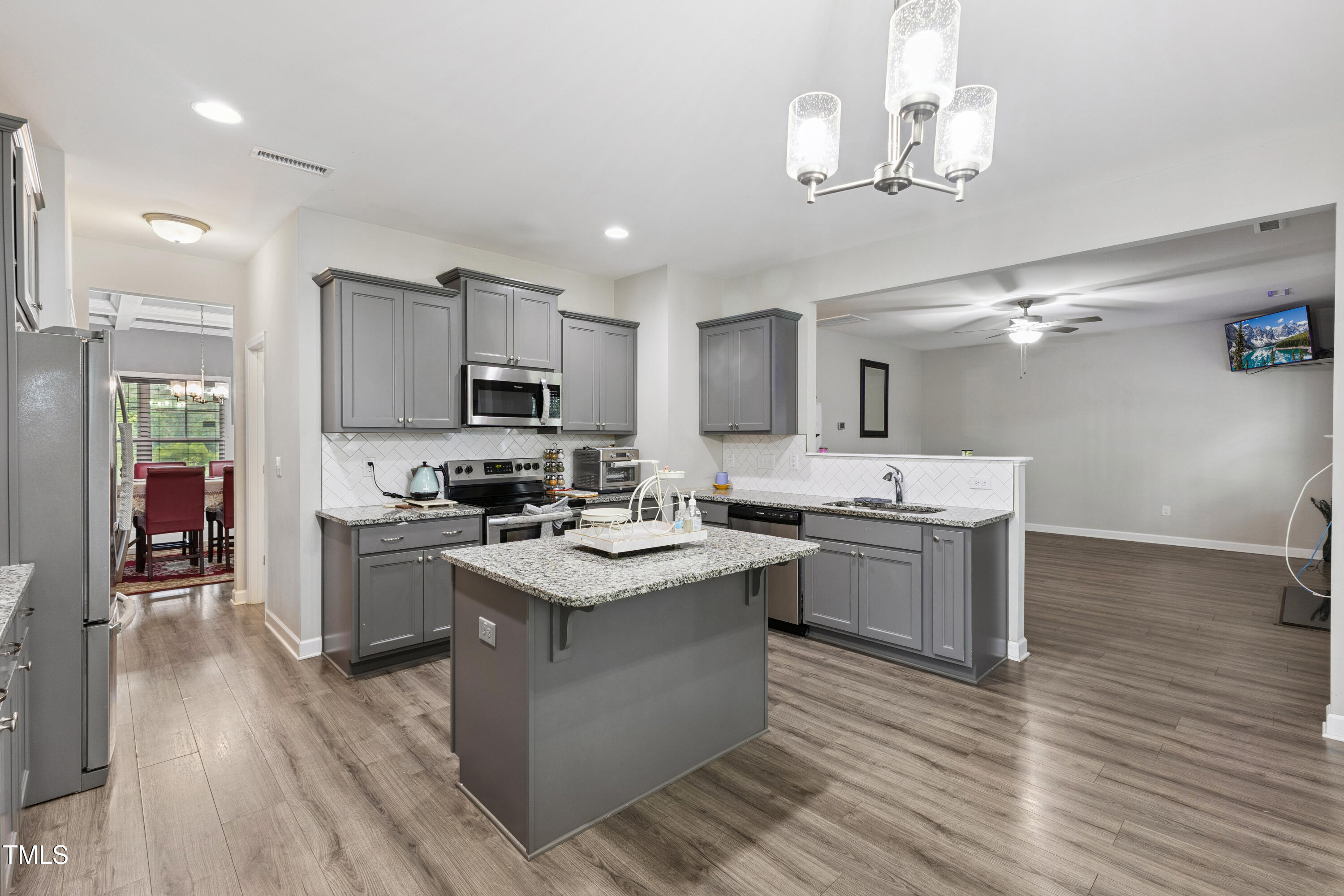 5 Chinook Street