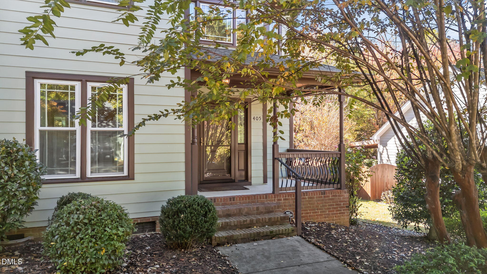 405 W Ballentine Street W