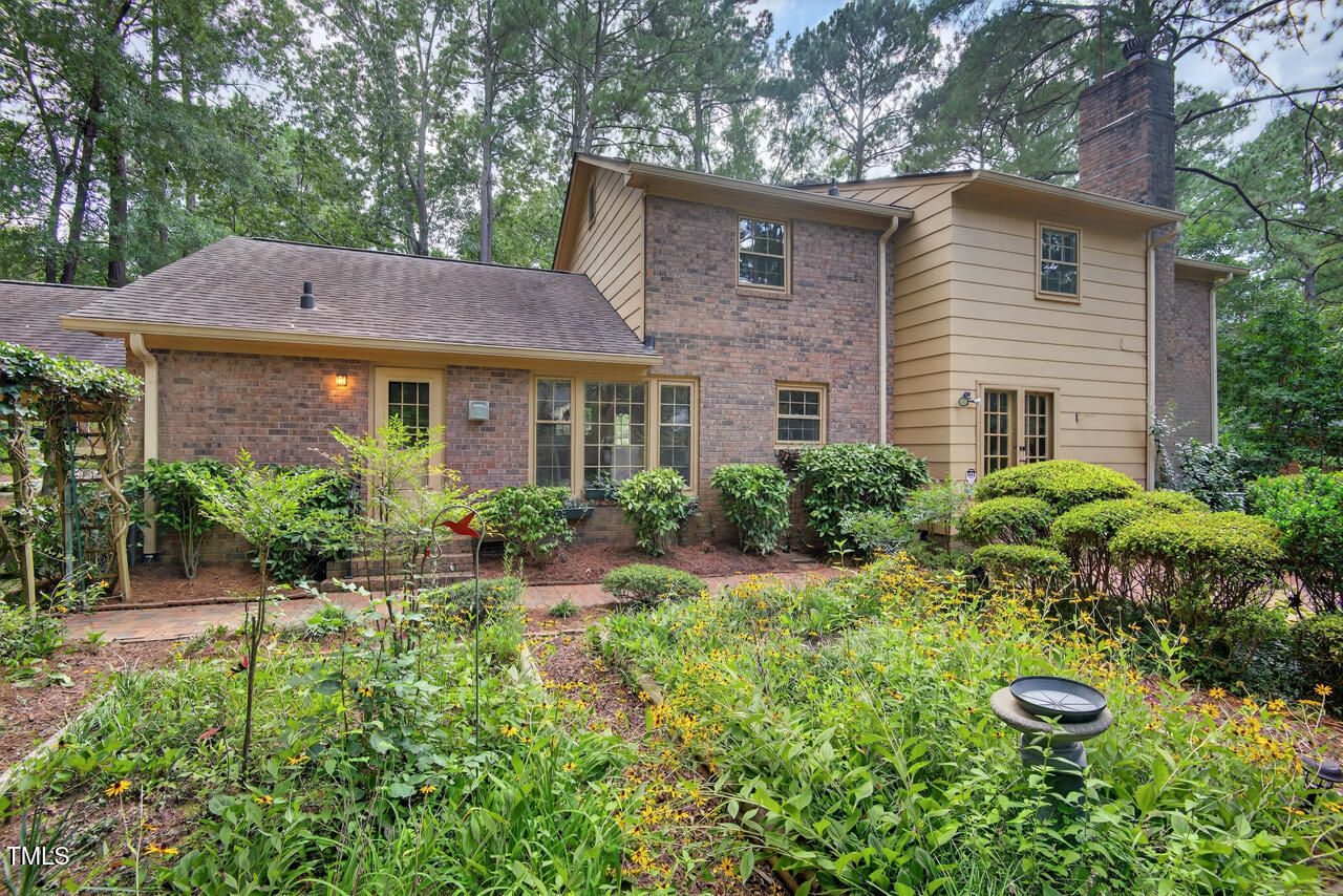 Chapel Hill, North Carolina 27517, United States, 4 Bedrooms Bedrooms, ,3 BathroomsBathrooms,Residential,Active,196950