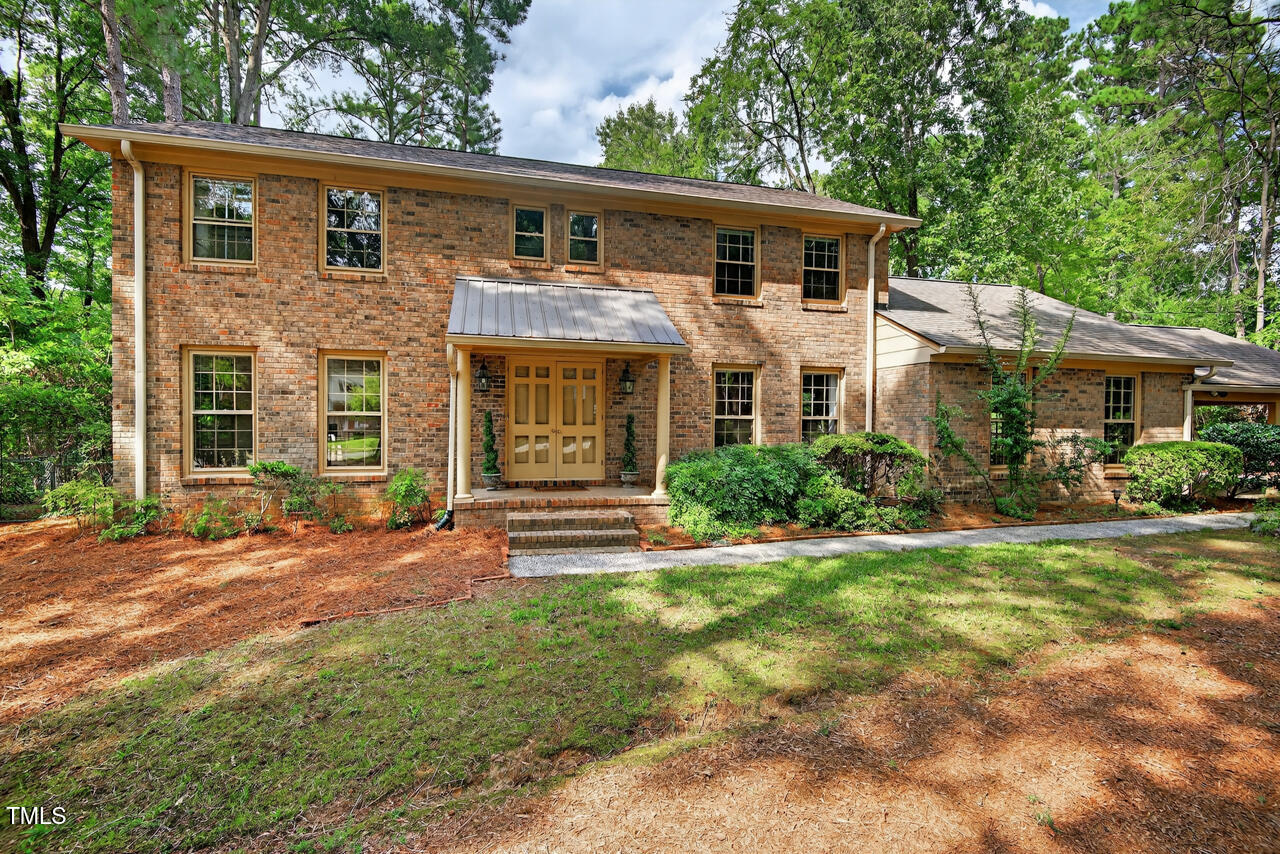 Chapel Hill, North Carolina 27517, United States, 4 Bedrooms Bedrooms, ,3 BathroomsBathrooms,Residential,Active,196950 Chapel Hill, North Carolina 27517, United States, 4 Bedrooms Bedrooms, ,3 BathroomsBathrooms,Residential,Active,196950