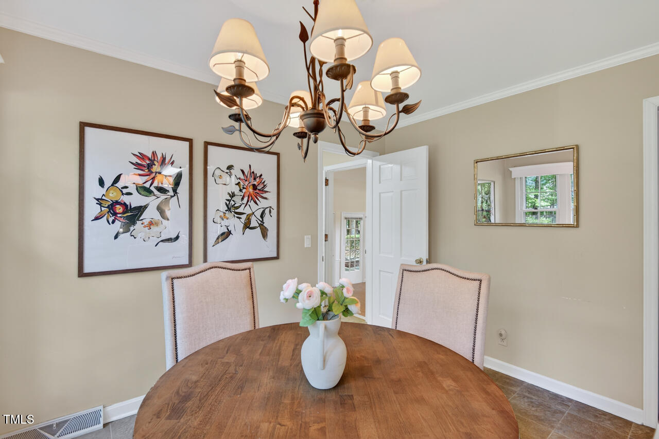 Chapel Hill, North Carolina 27517, United States, 4 Bedrooms Bedrooms, ,3 BathroomsBathrooms,Residential,Active,196950