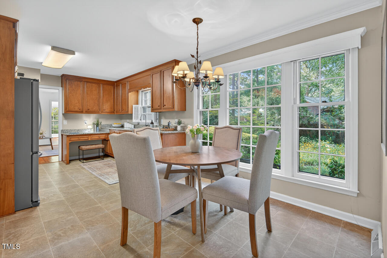 Chapel Hill, North Carolina 27517, United States, 4 Bedrooms Bedrooms, ,3 BathroomsBathrooms,Residential,Active,196950