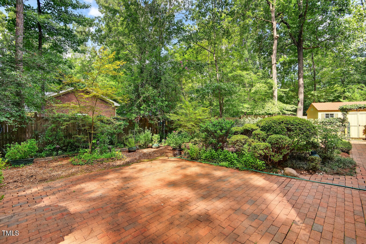 Chapel Hill, North Carolina 27517, United States, 4 Bedrooms Bedrooms, ,3 BathroomsBathrooms,Residential,Active,196950