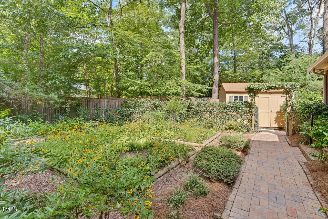 Chapel Hill, North Carolina 27517, United States, 4 Bedrooms Bedrooms, ,3 BathroomsBathrooms,Residential,Active,196950