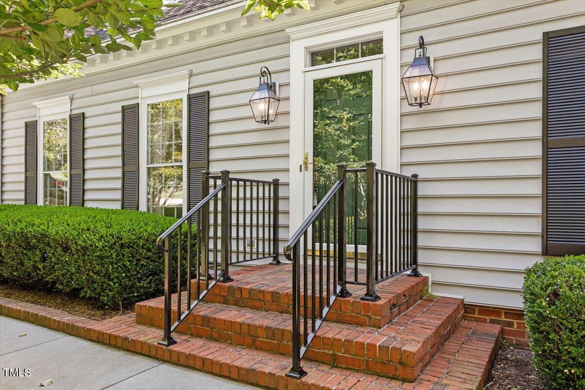 1305 Hampton Valley Road