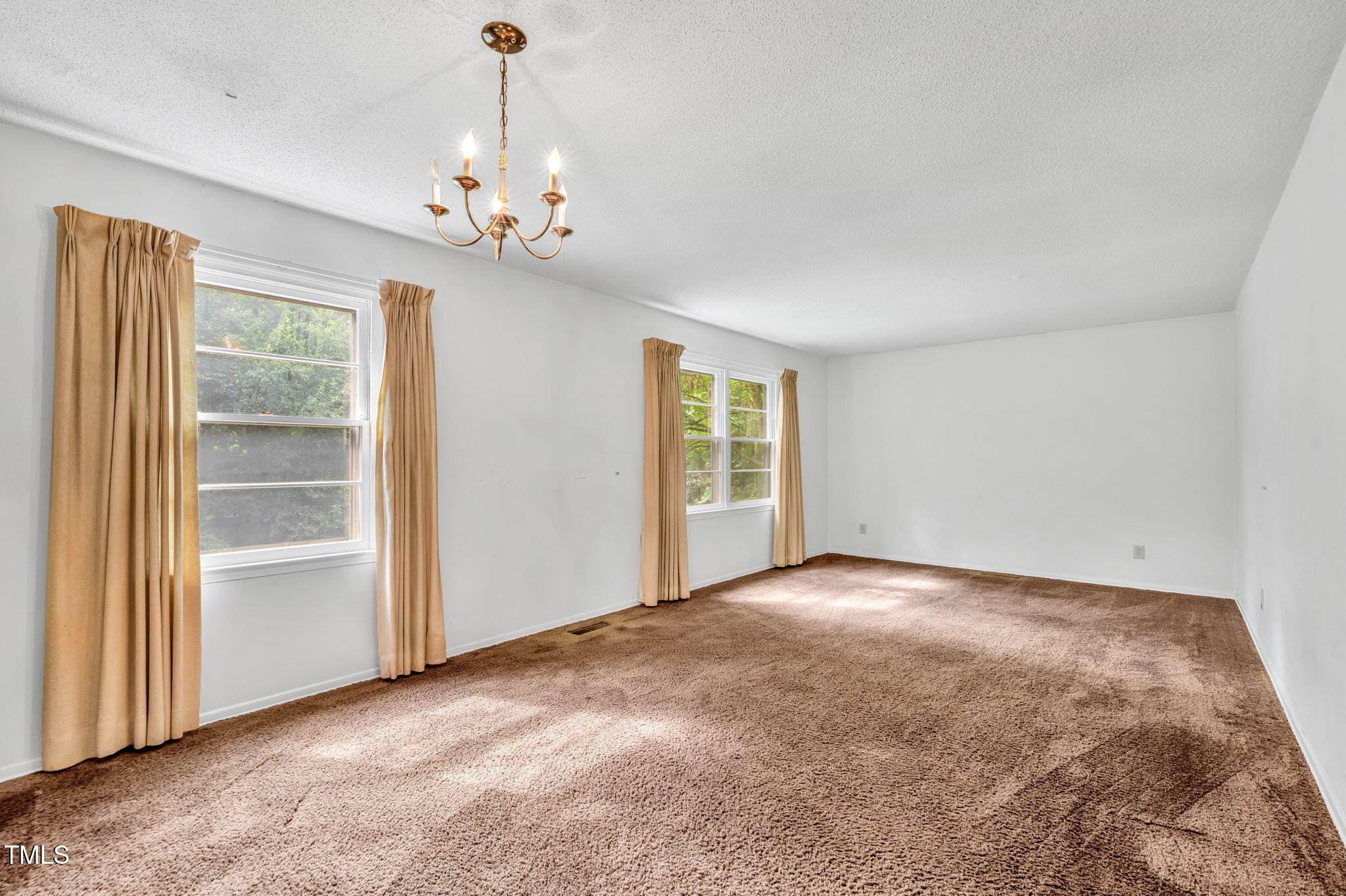 3100 Carovel Court