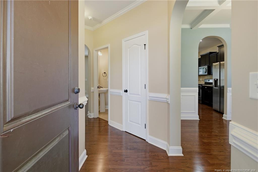 31 Waterside Circle