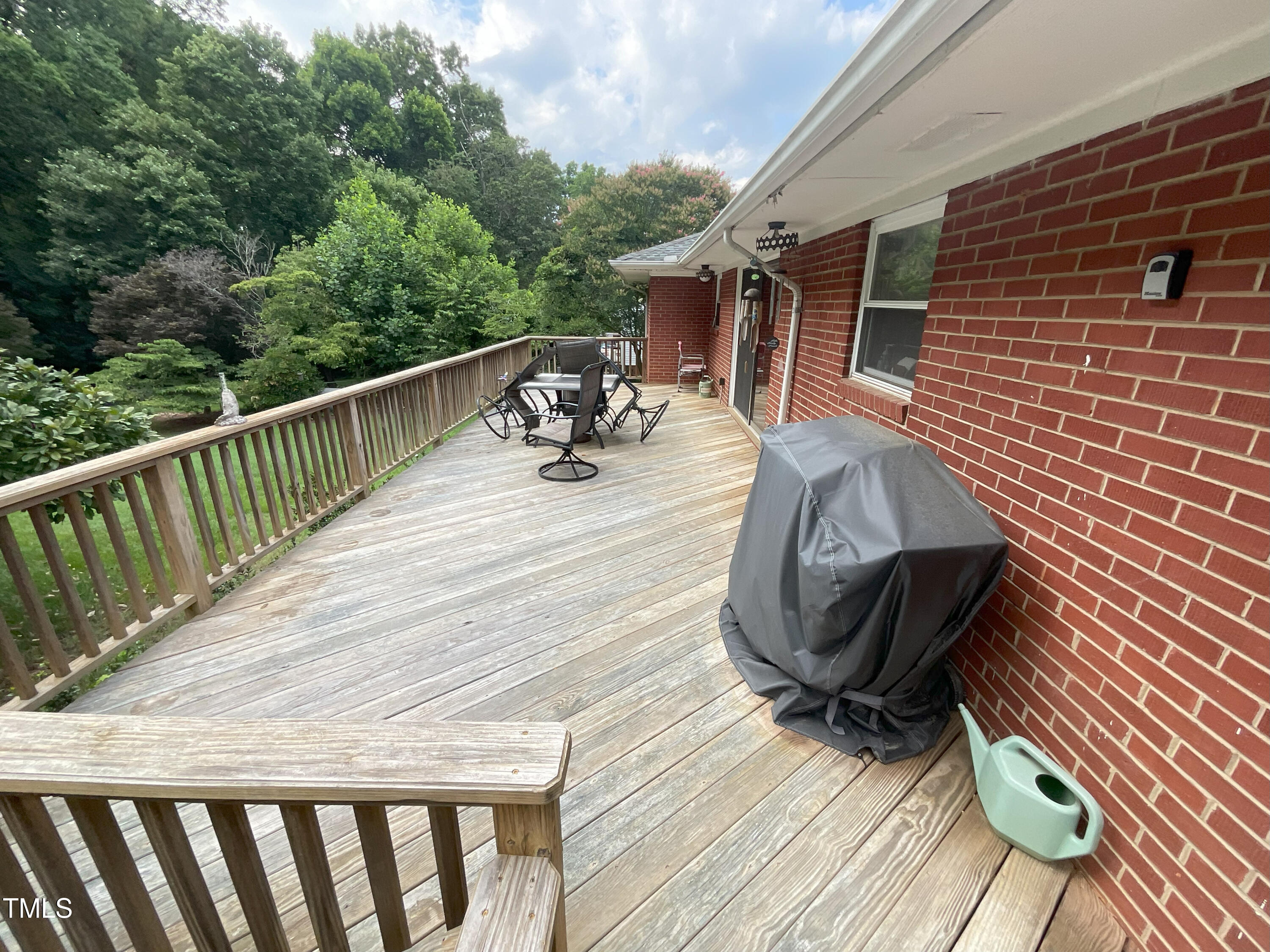 5924 Woodcrest Drive