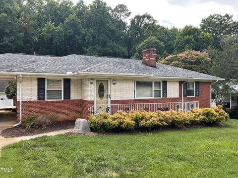 5924 Woodcrest Drive Raleigh NC 27603