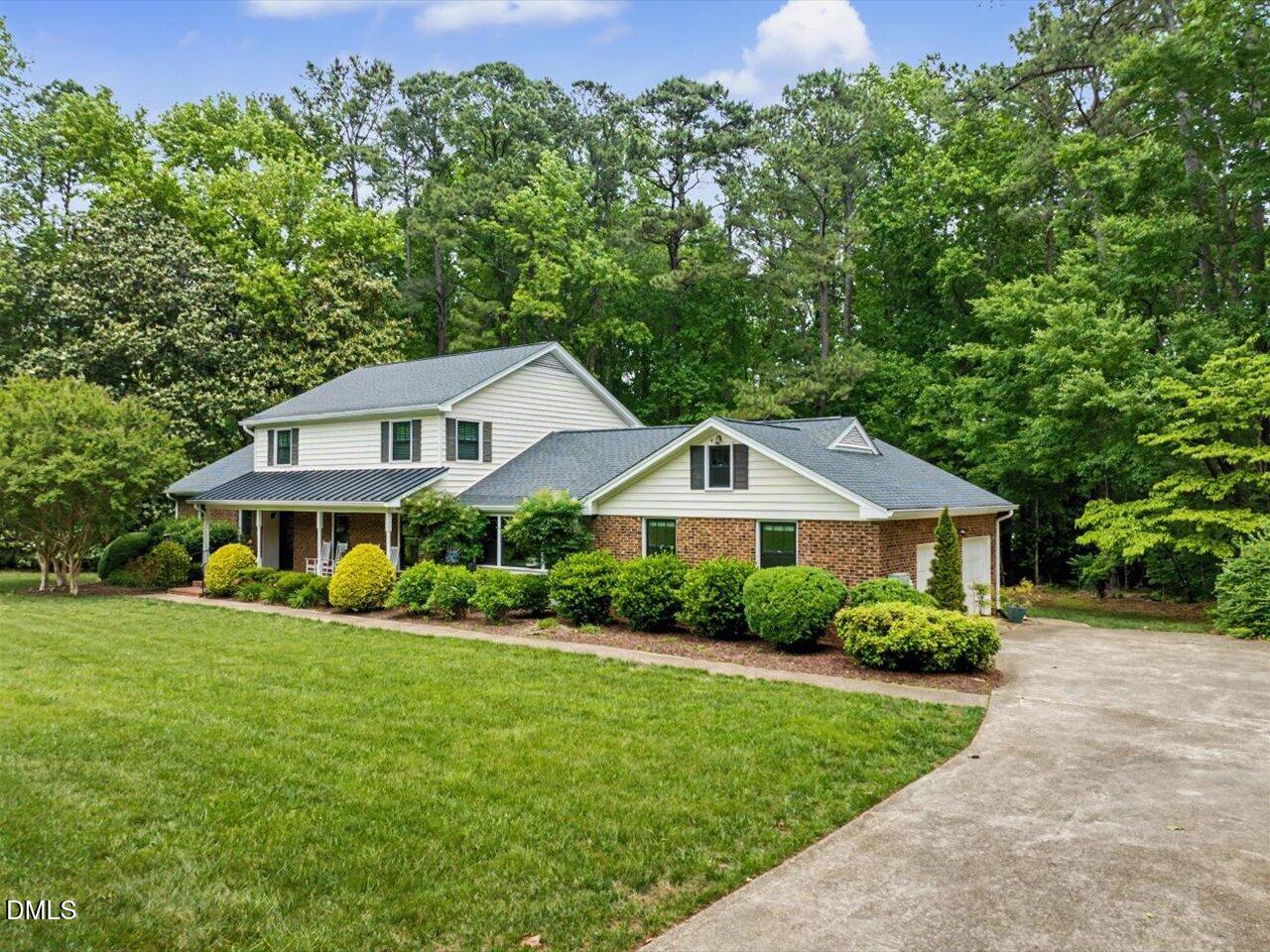 5209 Dutchman Drive