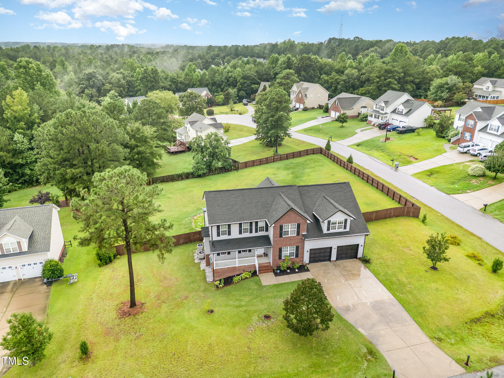 208 Appleton Way