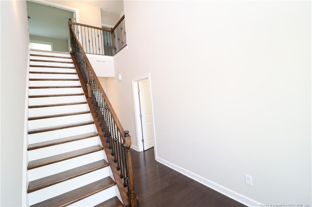 240 Mystwood Hollow Circle