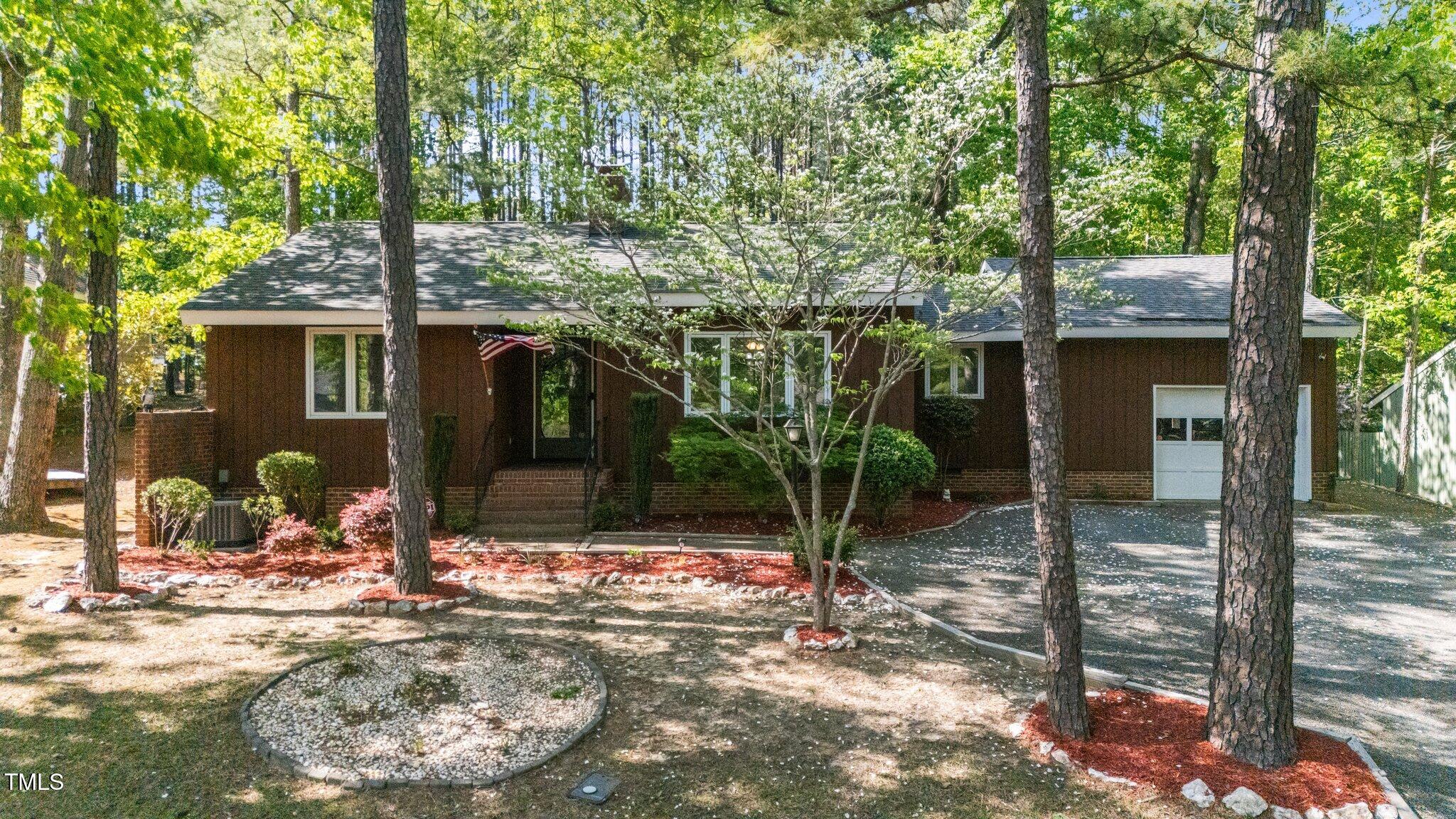 1801 Irish Boulevard
