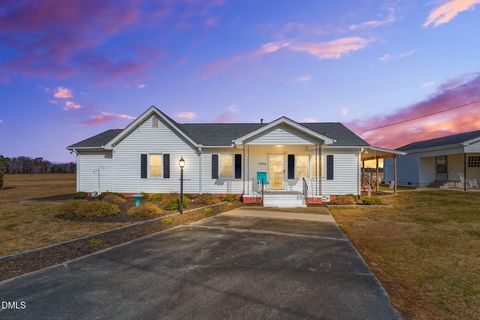 3084 Tarheel Road Benson NC 27504