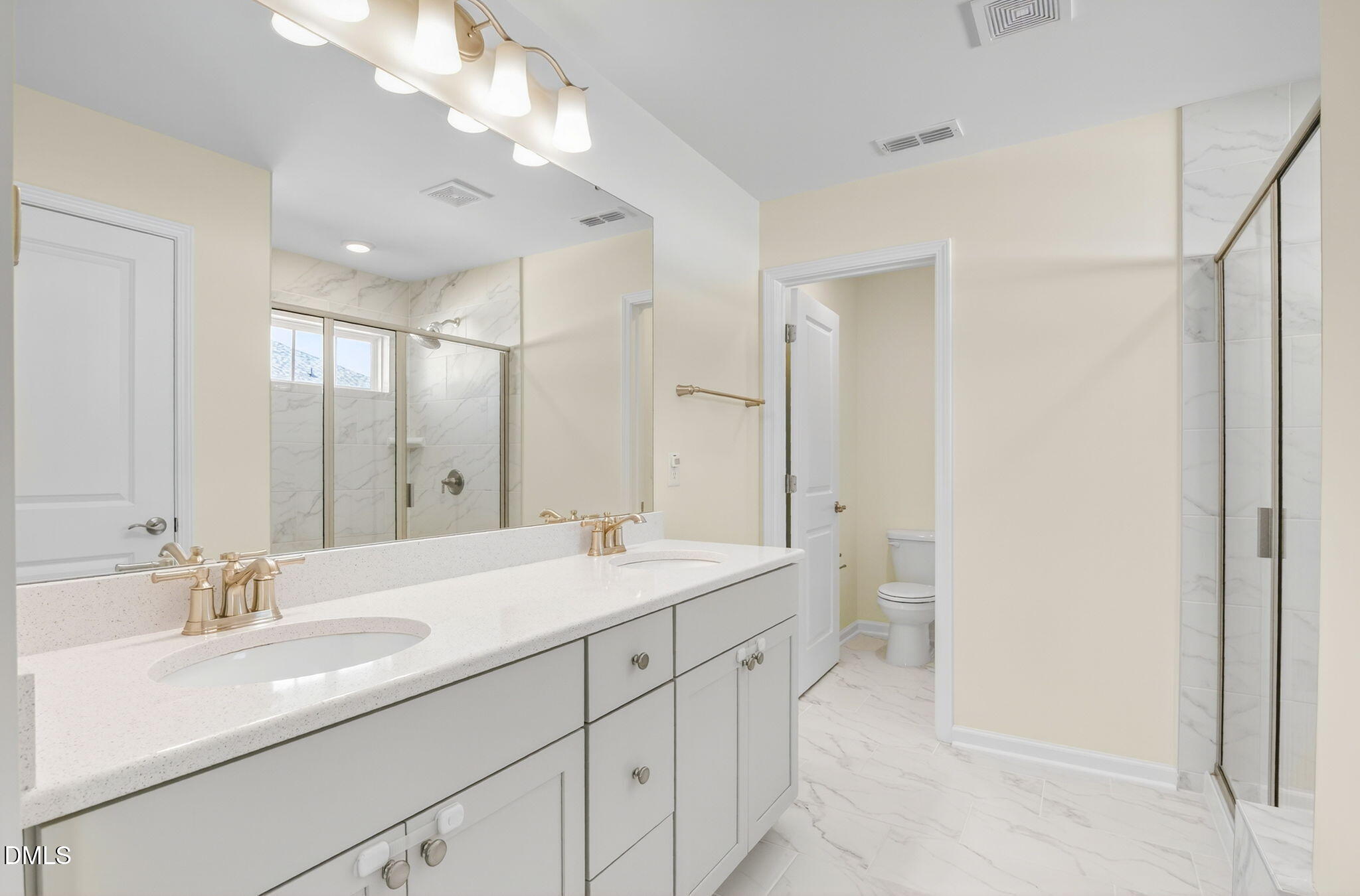 Wake Forest, North Carolina 27587, United States, 3 Bedrooms Bedrooms, ,3 BathroomsBathrooms,Residential,Active,240873