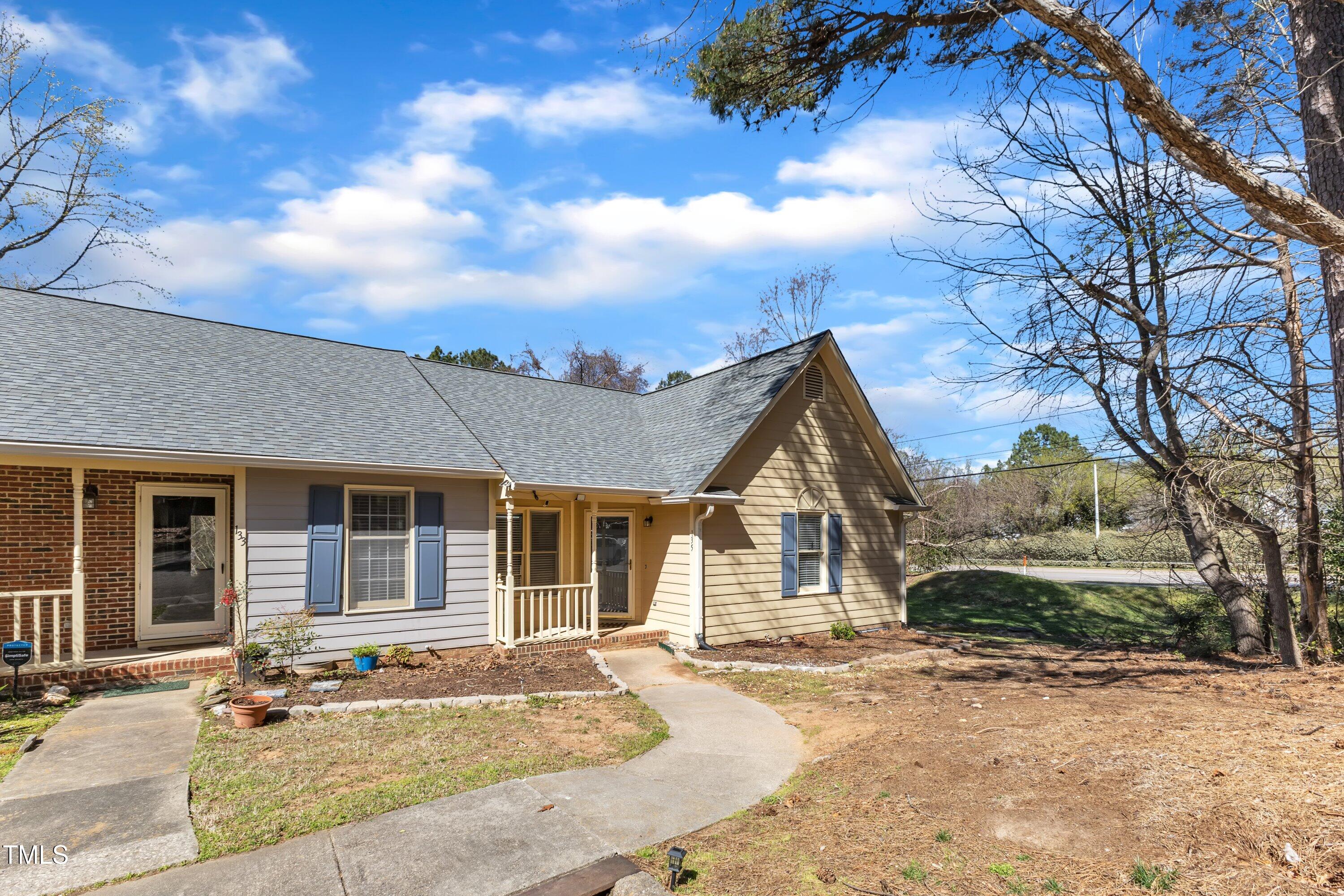 135 Boldleaf Court