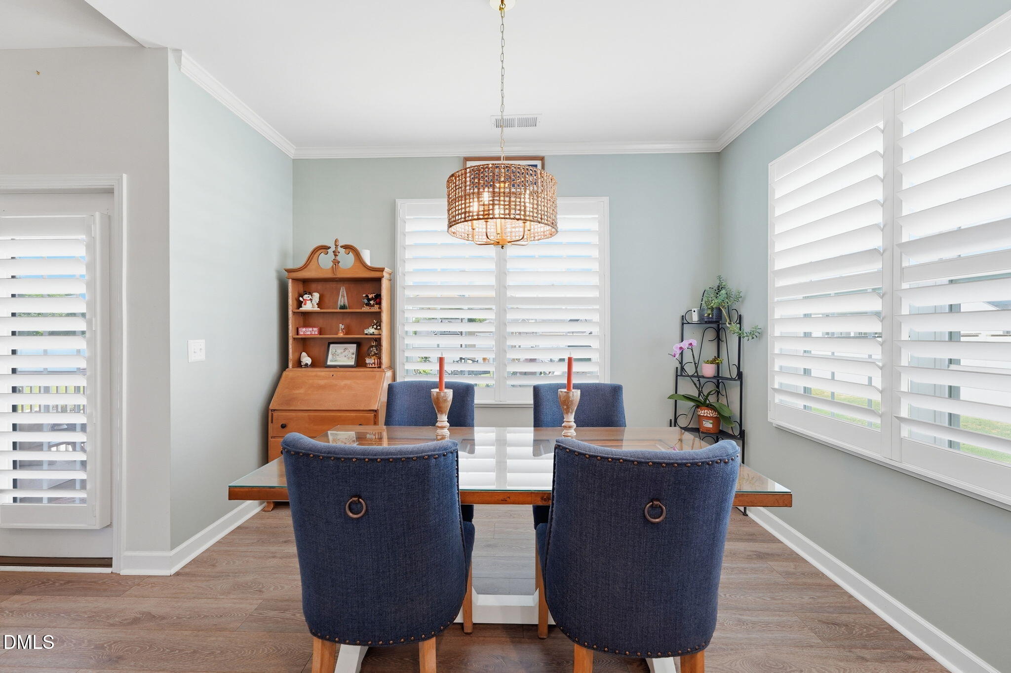 116 Looping Horse Circle