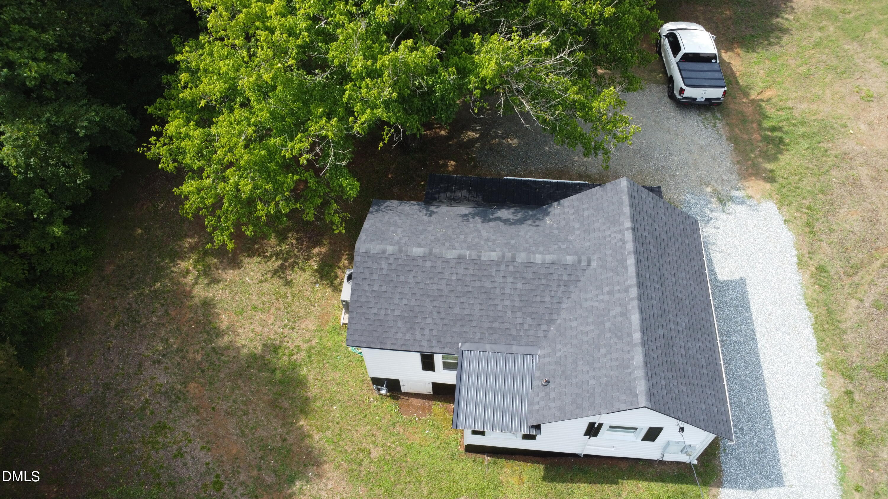123 E Hill Street