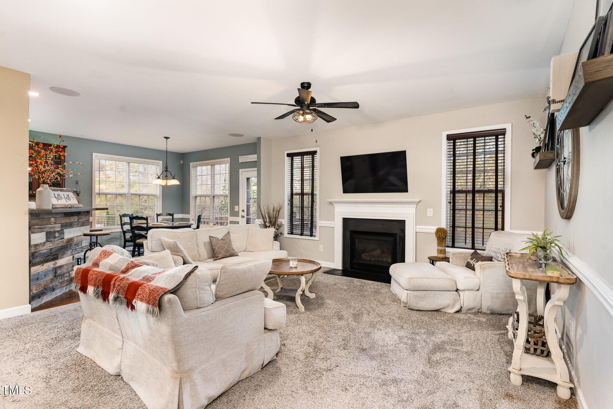 3905 Song Sparrow Drive
