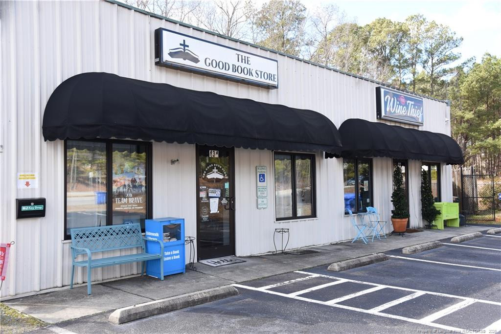 432 E Cornelius Harnett Boulevard E 1 and 2