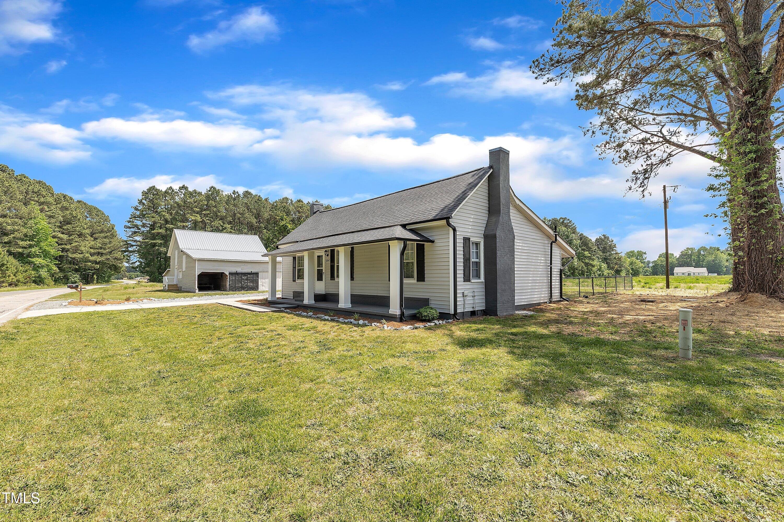 1347 Crocker Road
