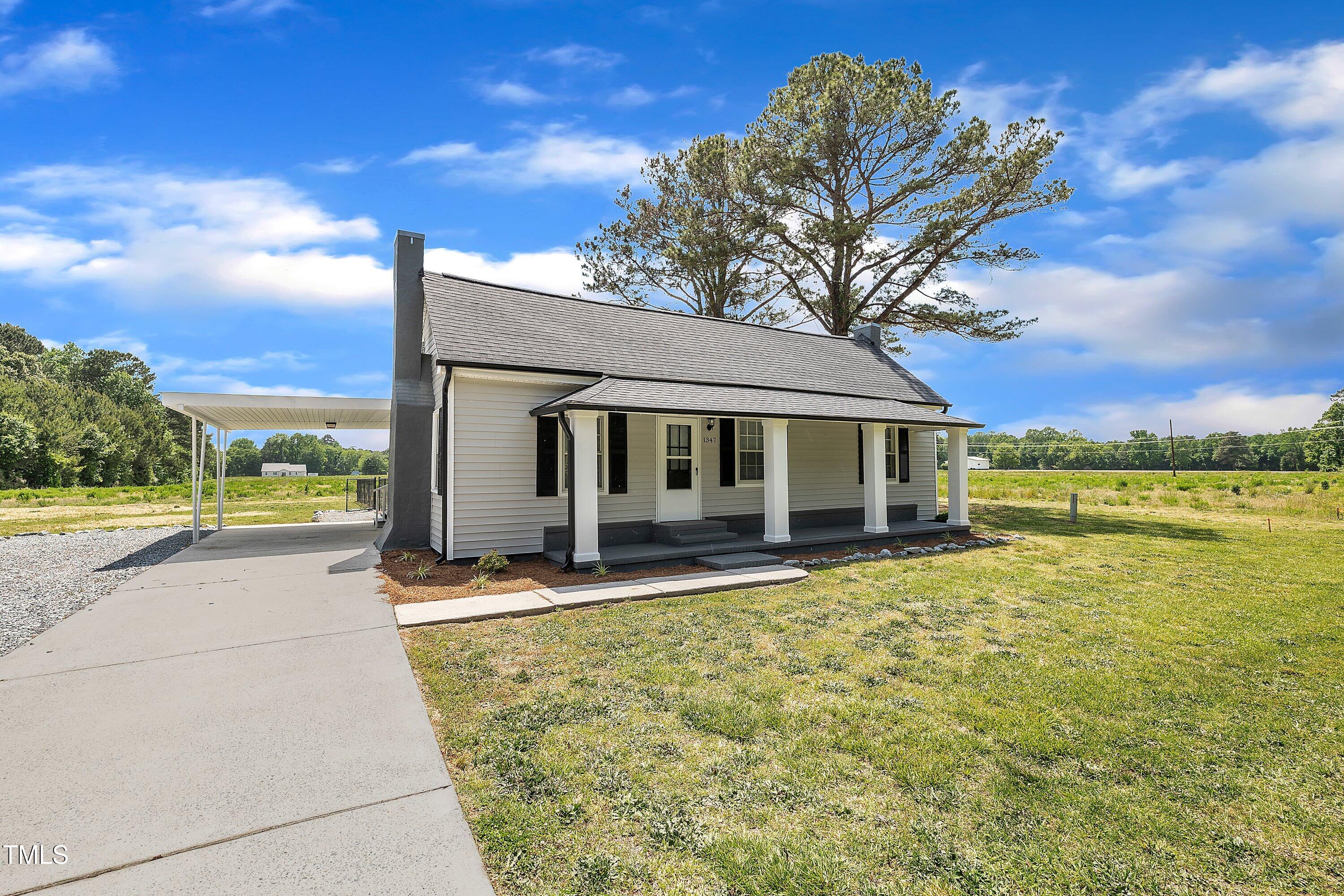 1347 Crocker Road