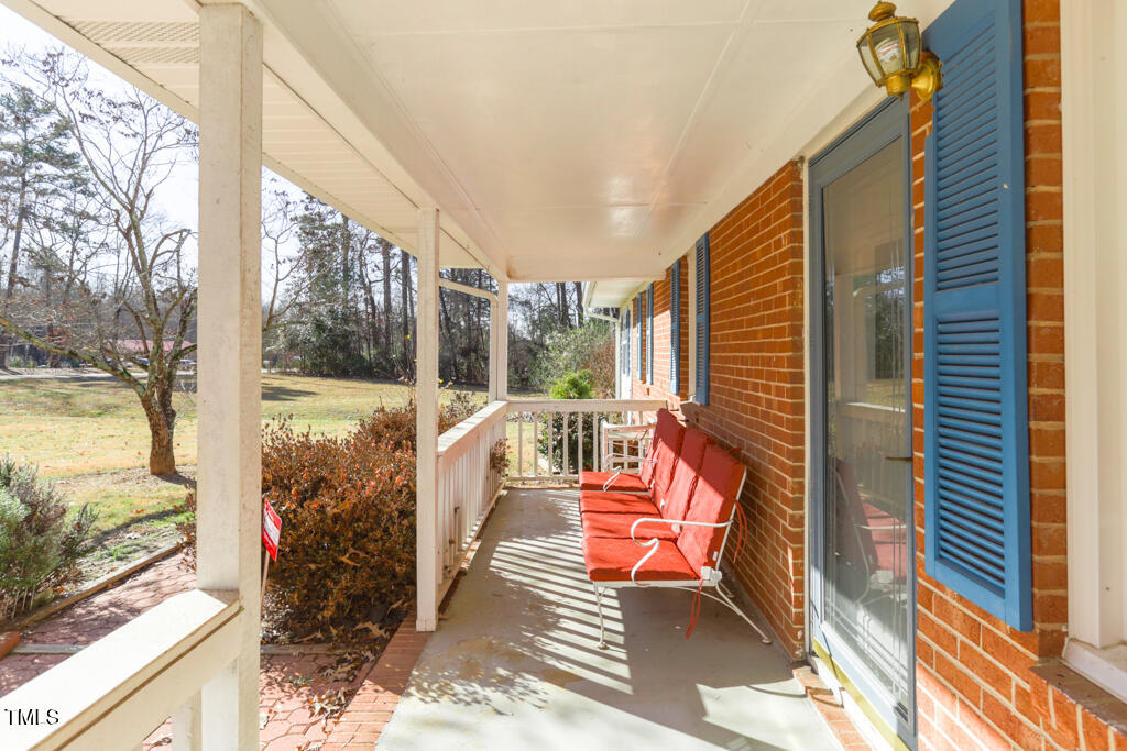 1186 Dick Holeman Road