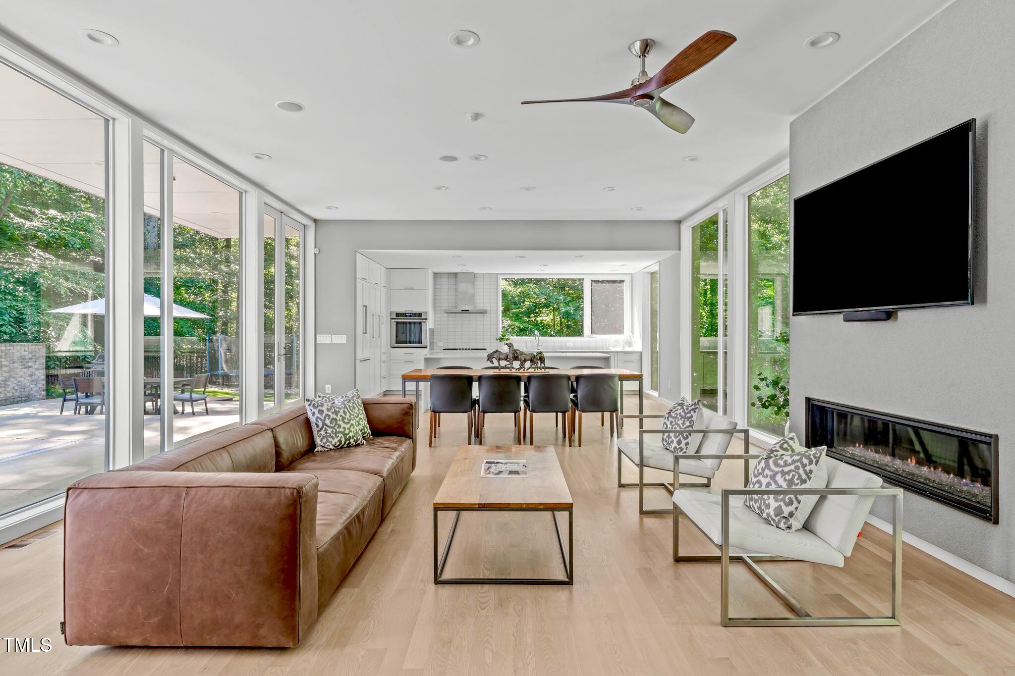 9021 Albatross Court