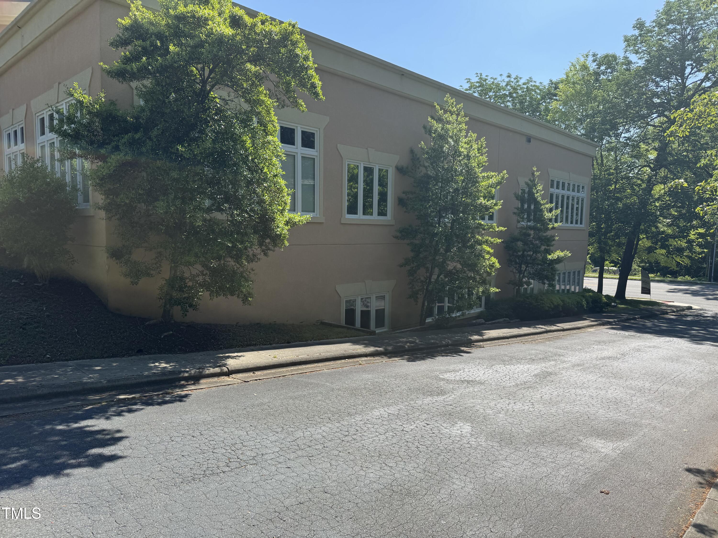 1525 E Franklin Street Ste 5a