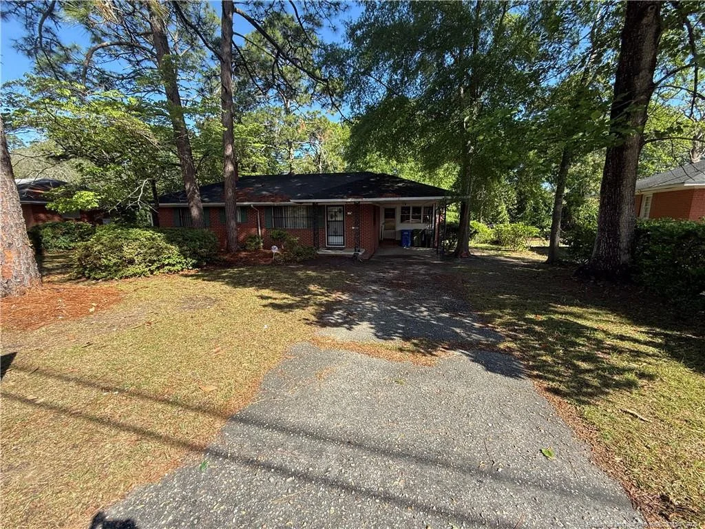 1876 Gola Drive