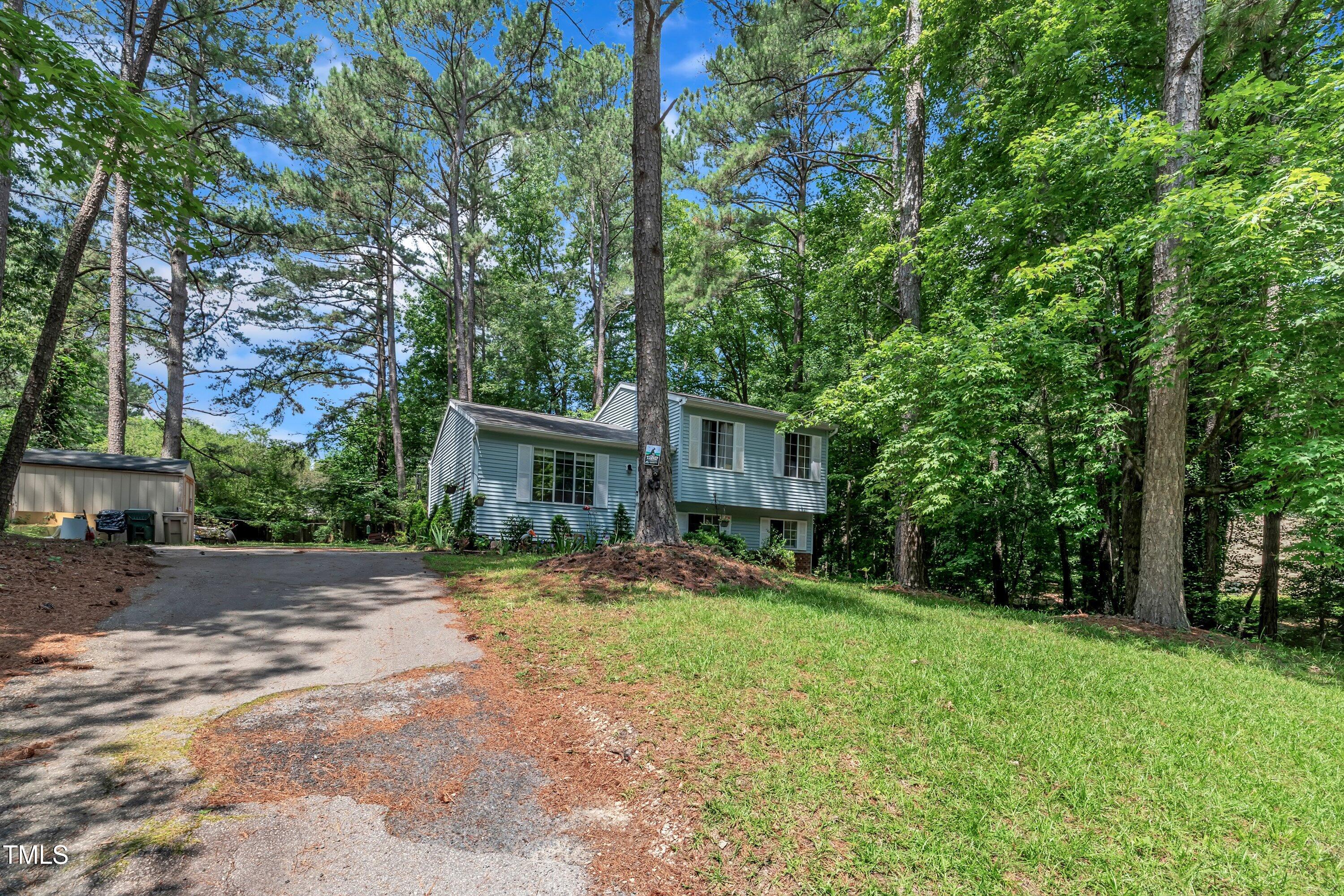 320 Bainbridge Circle