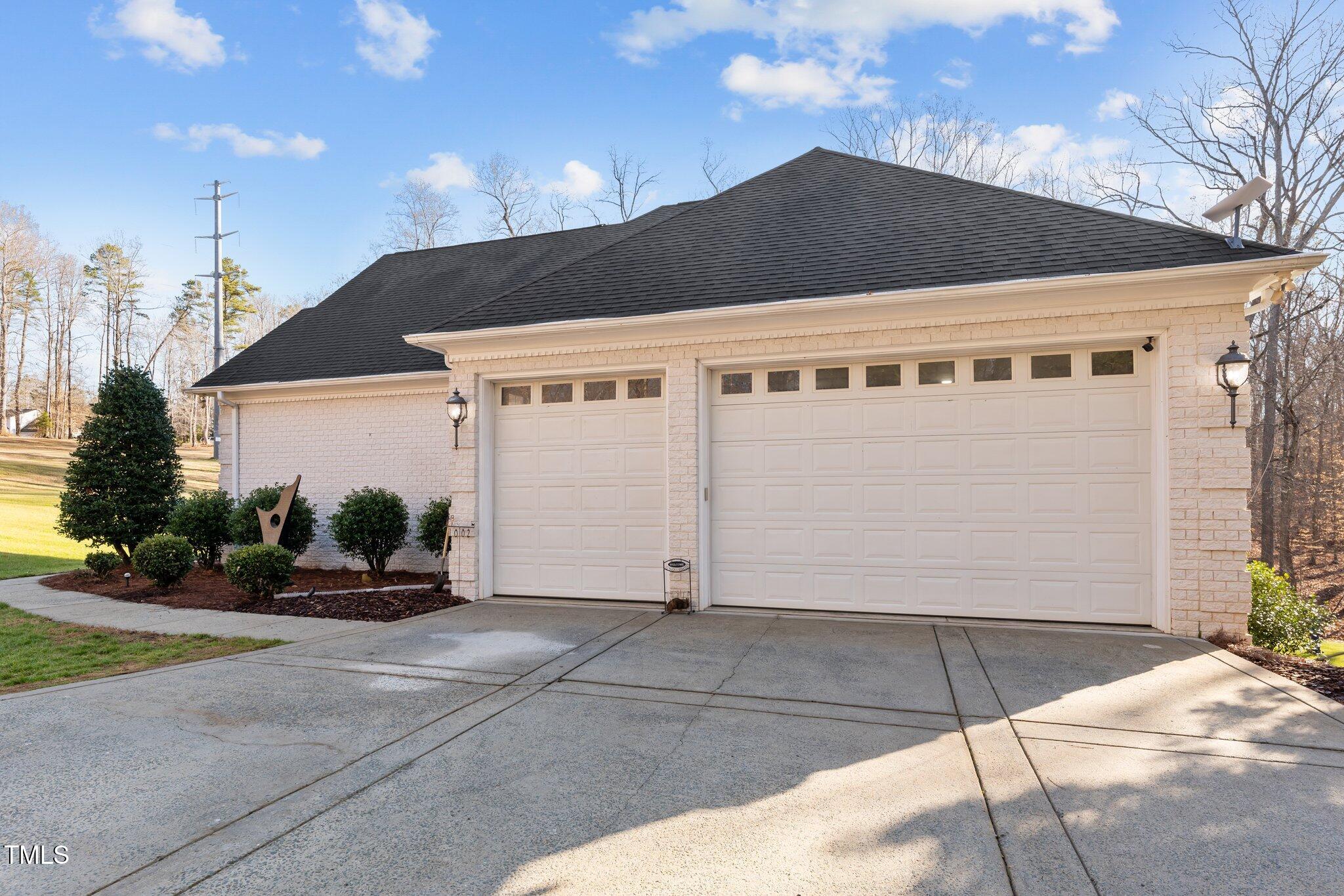 1002 Pleasant Drive