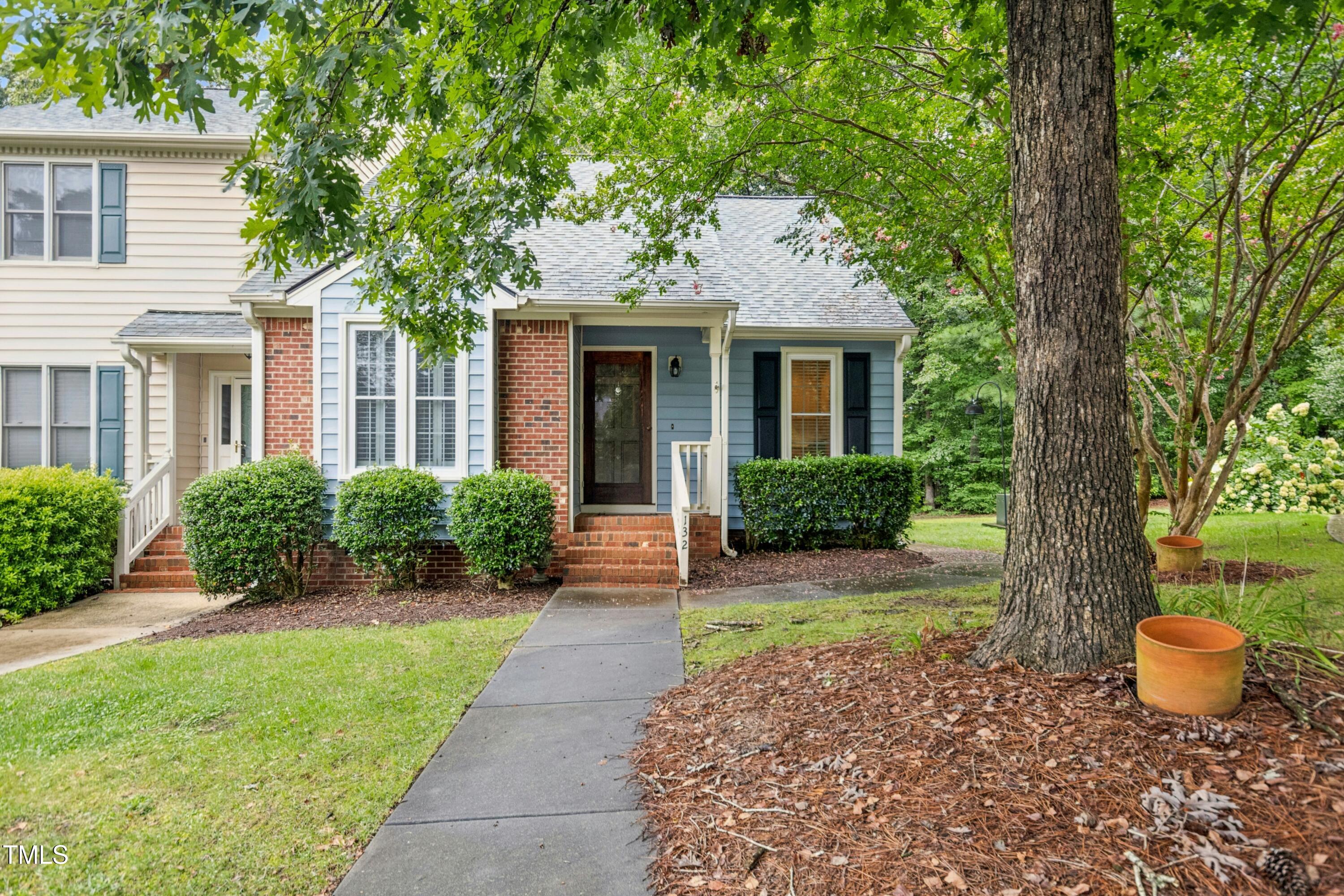 132 Sanair Court