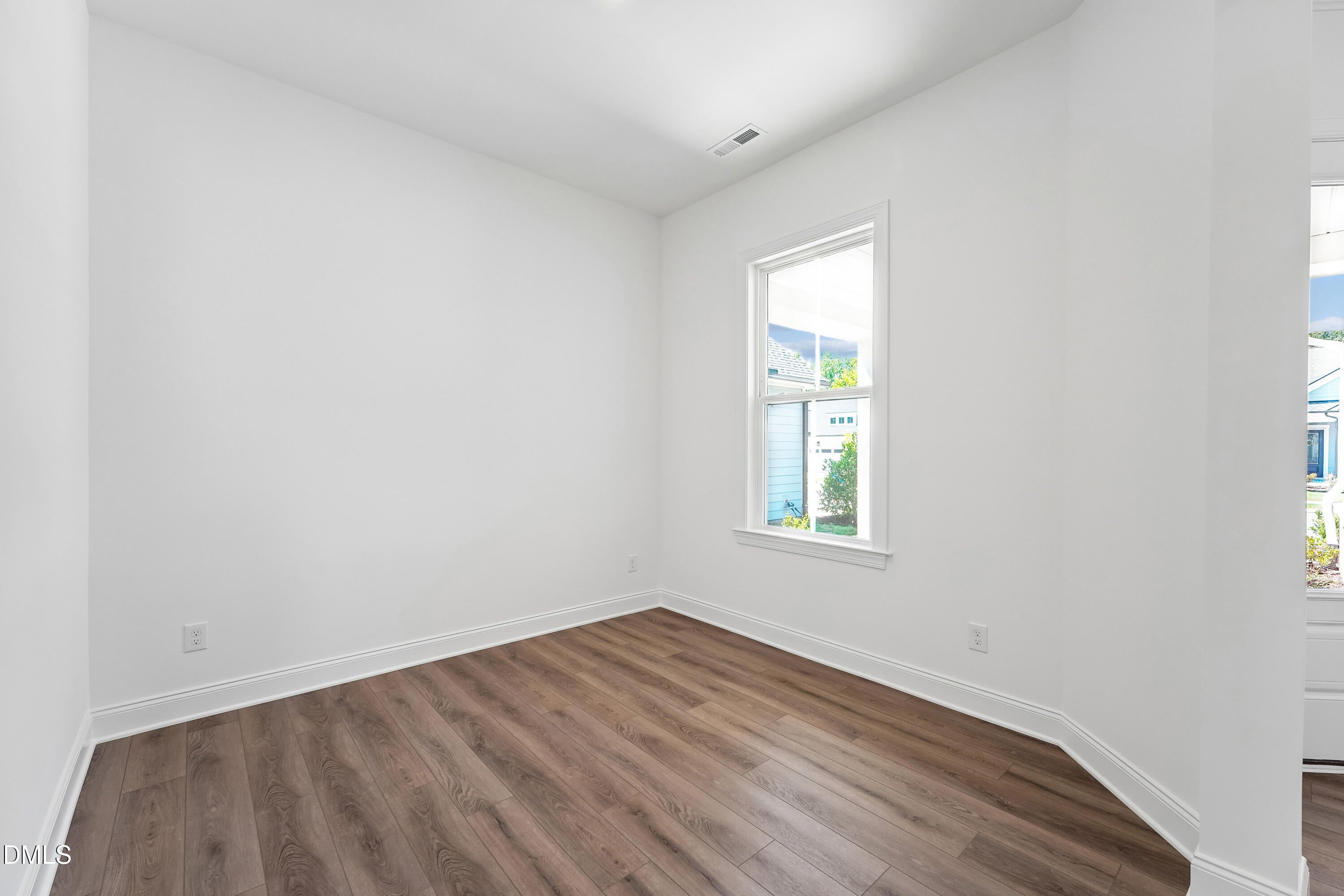 2028 Abbeyhill Drive 101