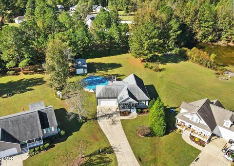 47 Hadleigh Way Fuquay Varina NC 27526