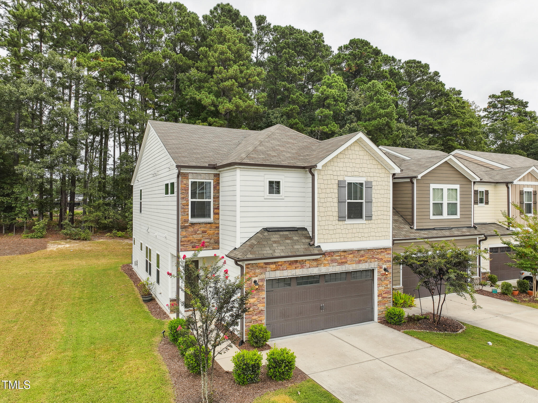 3414 Dropseed Drive