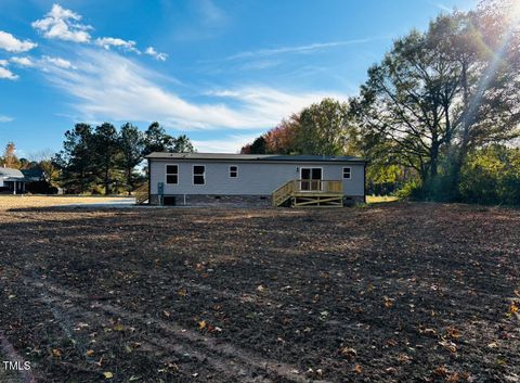 A home in Dunn